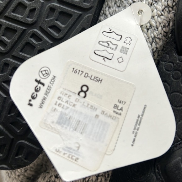 Reef D-Lish Leather Flip Flop Sandals - Picture 7 of 7